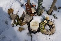 23. März 2013 - jemand hat für Samuel einen kleinen Kranz zrück gelassen - wir haben uns darüber sehr gefreut